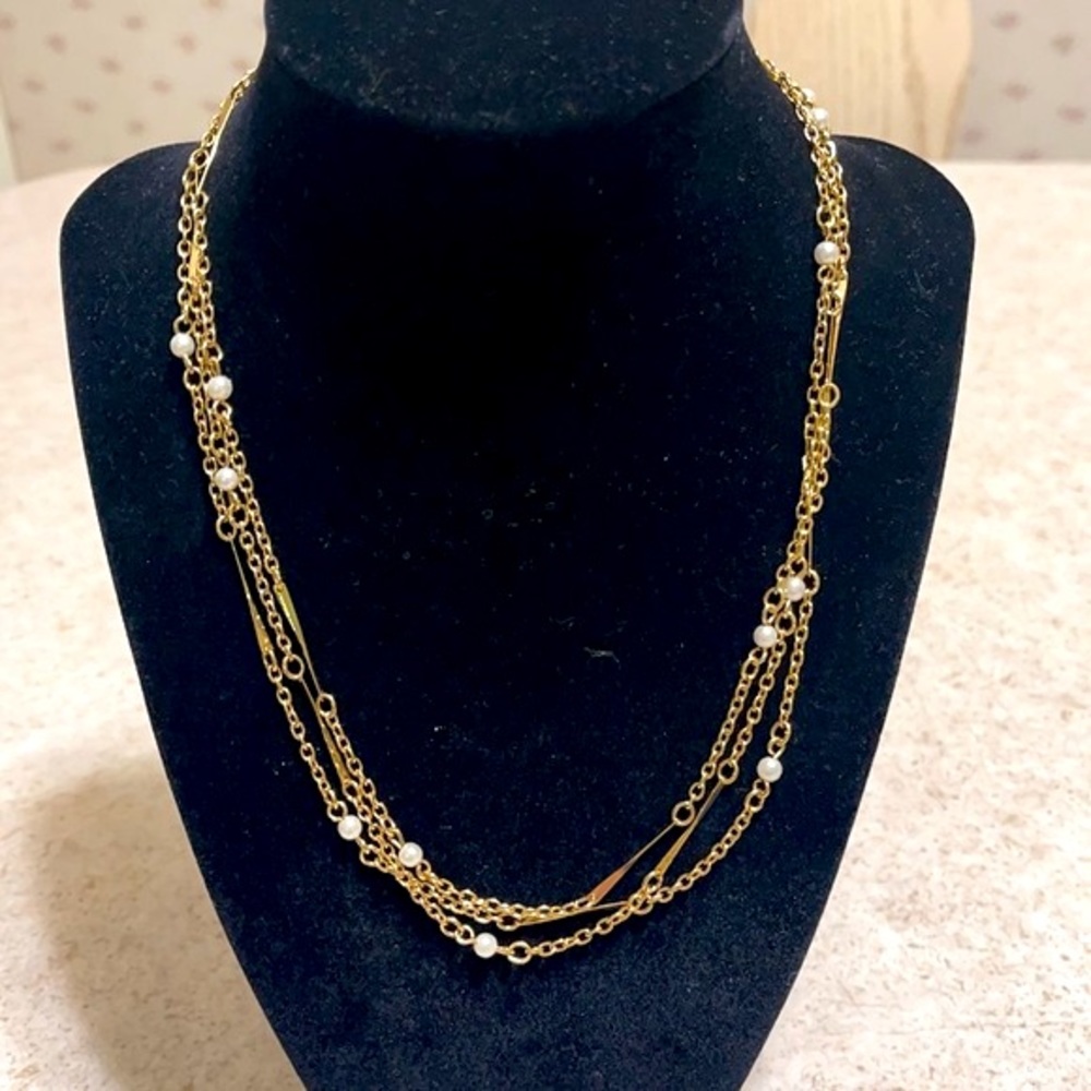 VINTAGE SARAH COVENTRY GOLD FAUX PEARL LONG MULTI CHAIN NECKLACE
